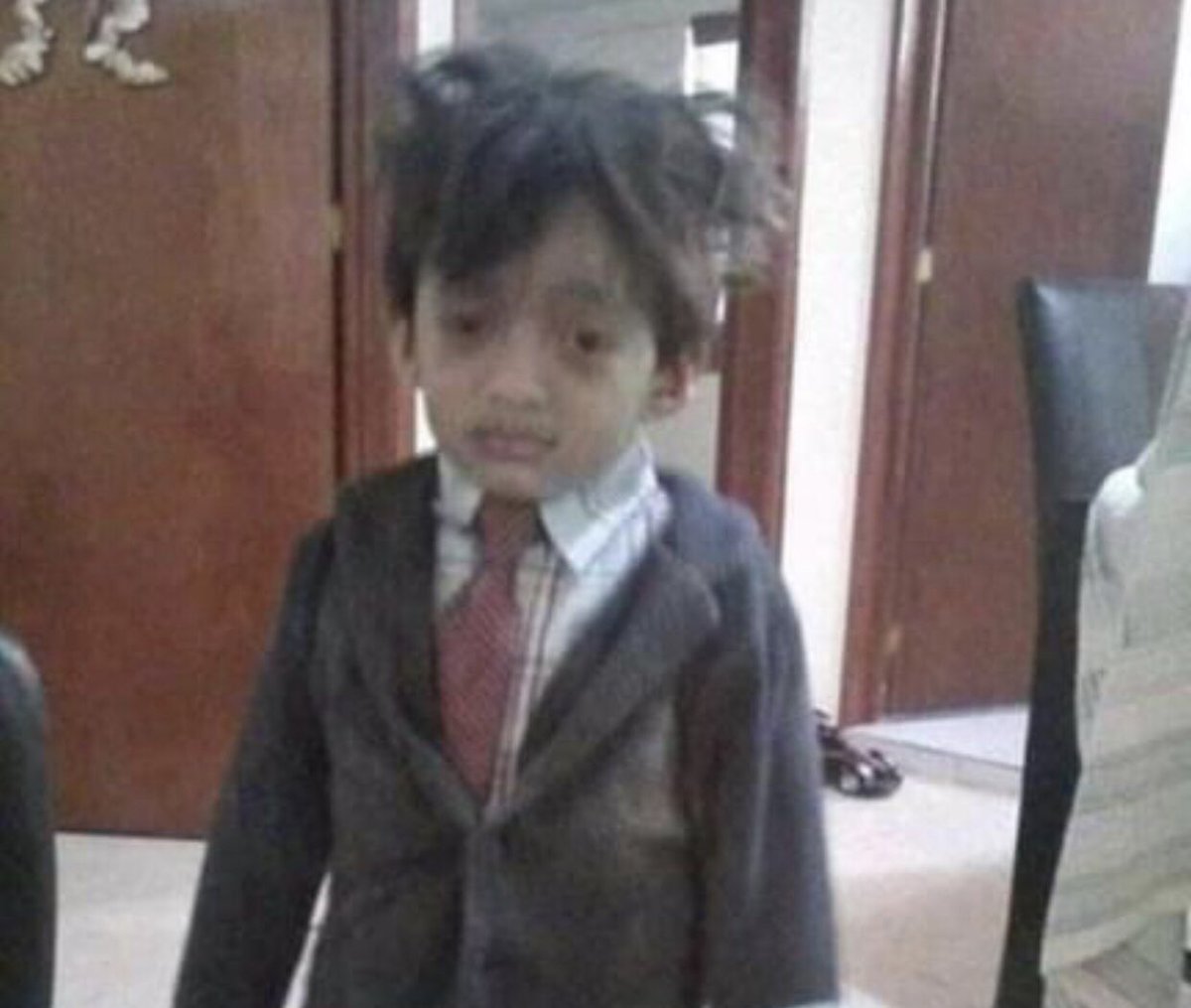 osvagoya's tweet photo. Quise disfrazar a mi sobrino de Zobie por Halloween y me quedo como Alberto Fernández después de hablar con Cristina 🤦🏻‍♂️🤣 https://t.co/EExxXsg6mb