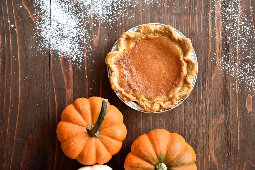 Crave Pie Studio tweet media