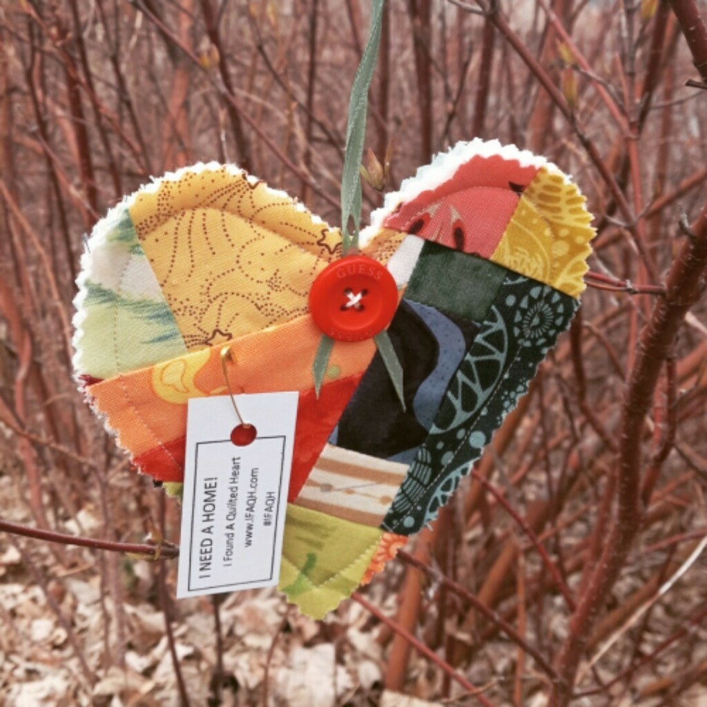 AQuiltedHeart's tweet photo. Kamloops, BC Canada #ifaqh
Found this heart while going for a walk with my dog on the path between Pioneer and Riverside Park in Kamloops.
.
.
.
.
.
#kamloopsbc #canadaheart #canadianquiltedheart #canadaquiltedheart #canadianheart #canadianhearts #kind… https://t.co/DYcLzeaIxX https://t.co/RrV2MvJTXP