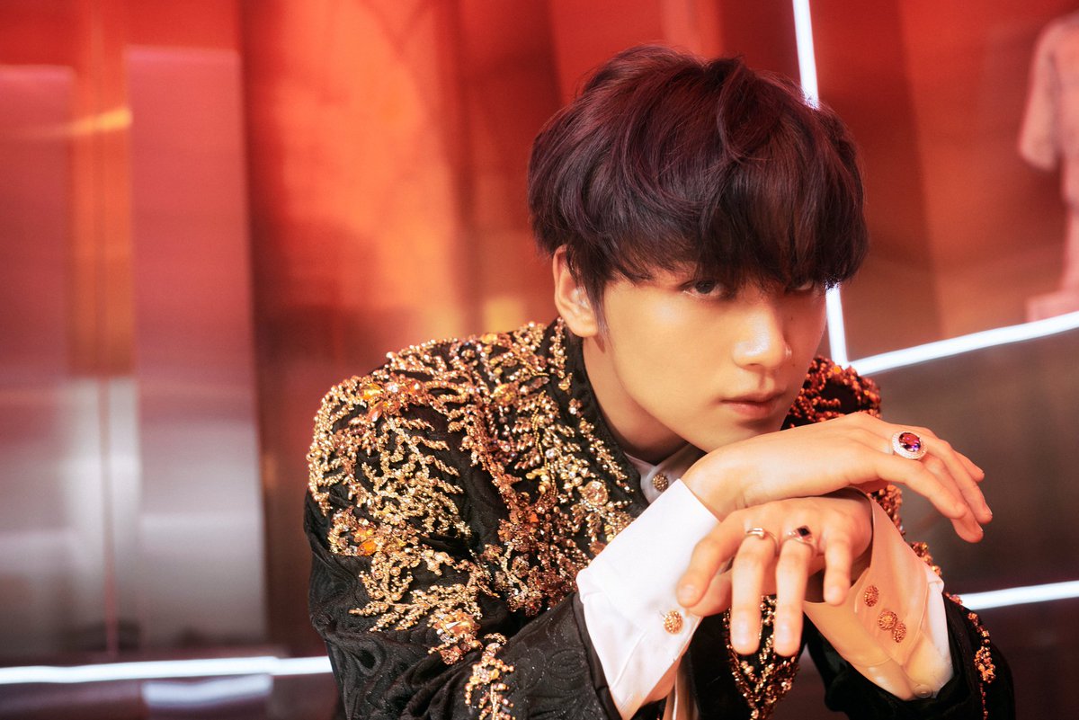 atmakanagara's tweet photo. —Vampir dan Mbak Pacar 

Haechan au https://t.co/psLM8Y0teJ