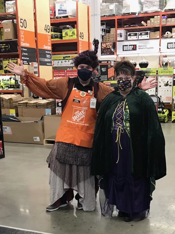 craftgirl0818's tweet photo. Rocking day one of two for Halloween weekend at store 2682.  @Dustin_Kruckas @HomeAuburn @ChristinaMazz4 @ChelseaMenard2 @berryzen @AbdullahJallad3 https://t.co/WYc9vZxHWA
