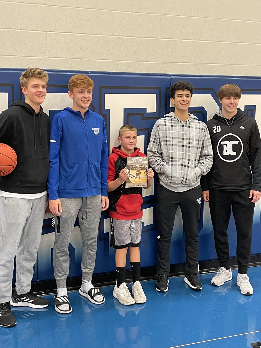 LHSBasketball's tweet photo. Congrats to Brody, a 5th grader, who accomplished an enormous goal. Brody set a goal of MAKING 35,000 shots during his off-season. He made his last 50 shots in the Fieldhouse with the help of some good rebounders. Great job Brody! #theBlueJayway https://t.co/KSaEsoSg2X