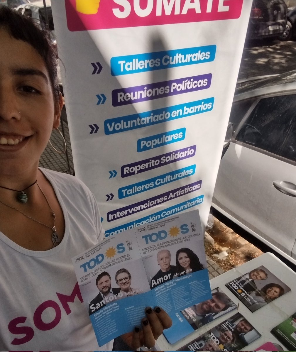 Las mesitas de <a href="/BarriosdepieC13/">Somos Barrios de Pie Comuna 13</a> como todos los sábados ✨ SÍ 
Nos encontrás en:
📌 Av Cabildo y Lacroze 
📌 Lacroze y Conde
📌 Teodoro García 2824

#LaVidaQueQueremos #Sí