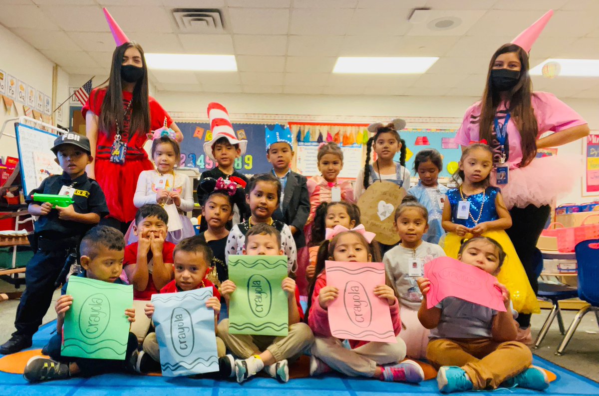 Lopez7Miss's tweet photo. We had a lot of fun during red ribbon week #prek @BritainElem https://t.co/TzHYV87ywR