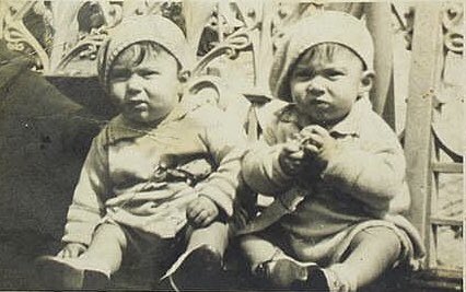 The Kray twins tweet media