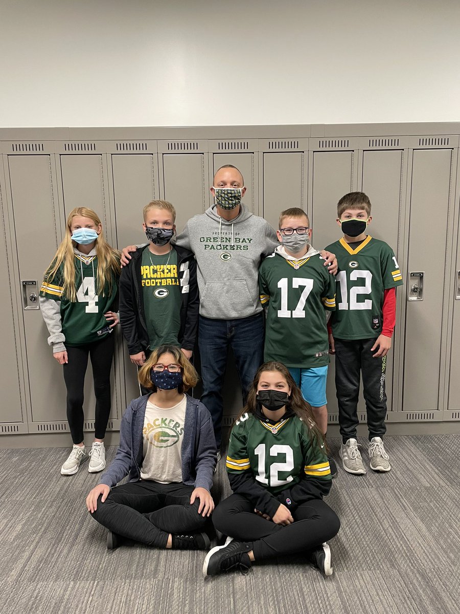 MrHoganFP's tweet photo. Go Pack Go! 🏈 https://t.co/GUXhTpzhYp