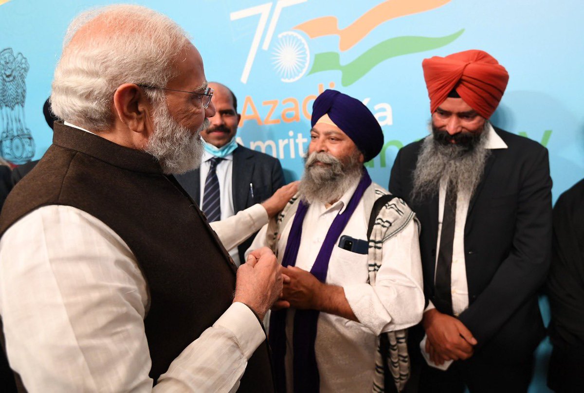 drharshvardhan's tweet photo. Some glimpses of PM Shri @narendramodi Ji from the community interaction in Rome.

हिंदुत्व एक धर्म नहीं, बल्कि एक जीवनशैली है।

आदरणीय प्रधानमंत्री जी के प्रत्येक विदेशी दौरे में इसकी झलक बार-बार दिखाई देती है।
@PMOIndia @BJP4India https://t.co/E4iQ18RkGi