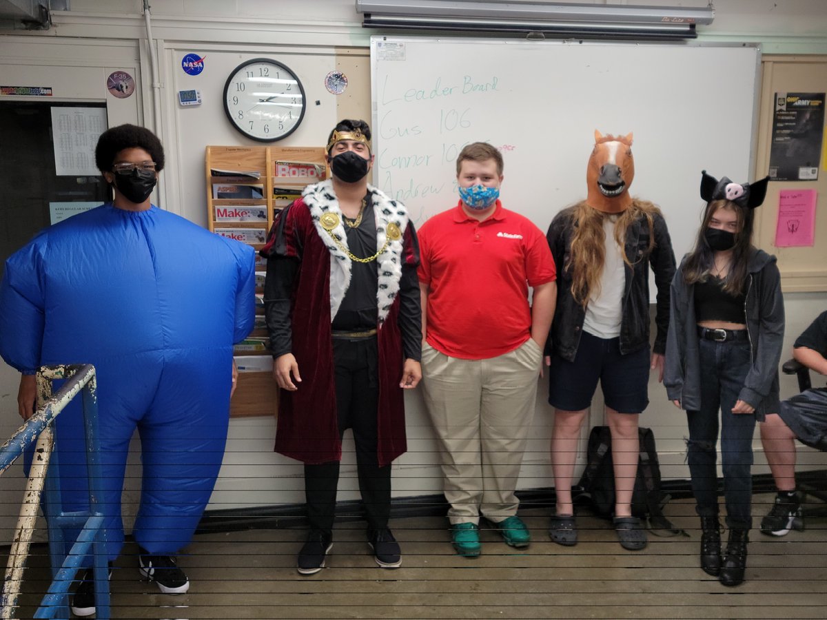 EngineeringCTC's tweet photo. Wacky costumes! https://t.co/qTApP9zxtF