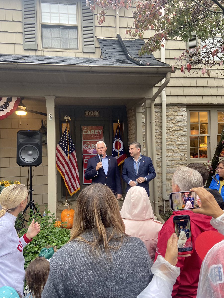 ohiogop's tweet photo. Two FIGHTERS! Thanks to VP @Mike_Pence for coming to Ohio on this rainy morning to GET OUT THE VOTE for @MikeCareyOH15 https://t.co/lRCmGOAwwU