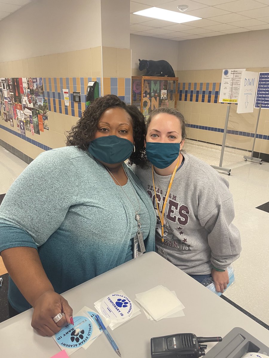 yolanda_gaither's tweet photo. My morning duty partner show up matching at least 2-3 times a week ⁦@Apollo_JH⁩.  Now that’s what you call connected. 🥰. #apollogearup #risdpoweroflove https://t.co/NxeA1DDFjN