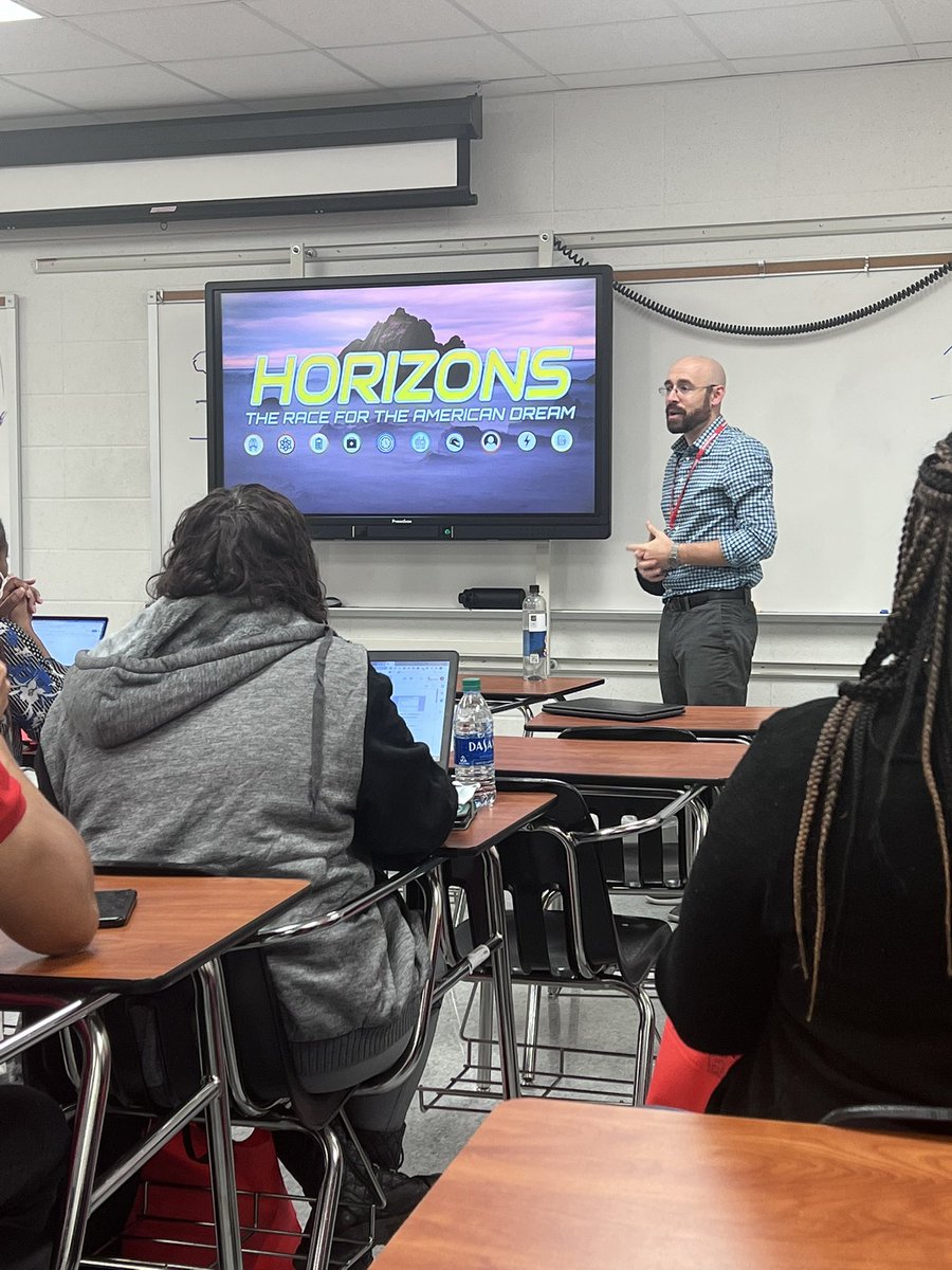 StewMrHistory's tweet photo. Love the energy!!@MeehanEDU https://t.co/JUVFT4Rt9v