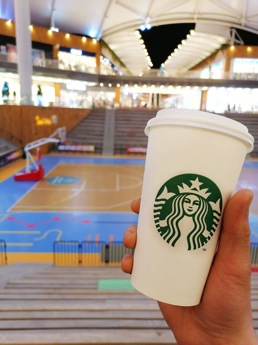 Fotoğrafın sol tarafın da hep bir kahve eksik olması..🥲