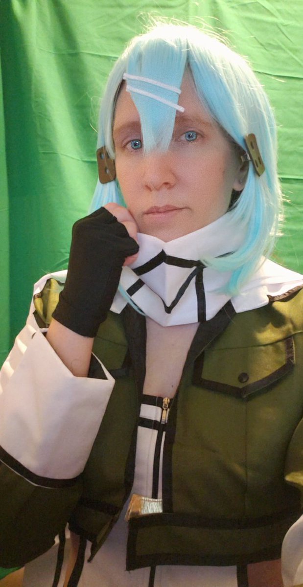 kimpossi72's tweet photo. Cosplayed as Sinon and played cod bo2 *not my Halloween costume* #sinonasada #CallofDuty #blackops2 #cosplay #sao_anime #twitchstreamer https://t.co/00FHYzei3V