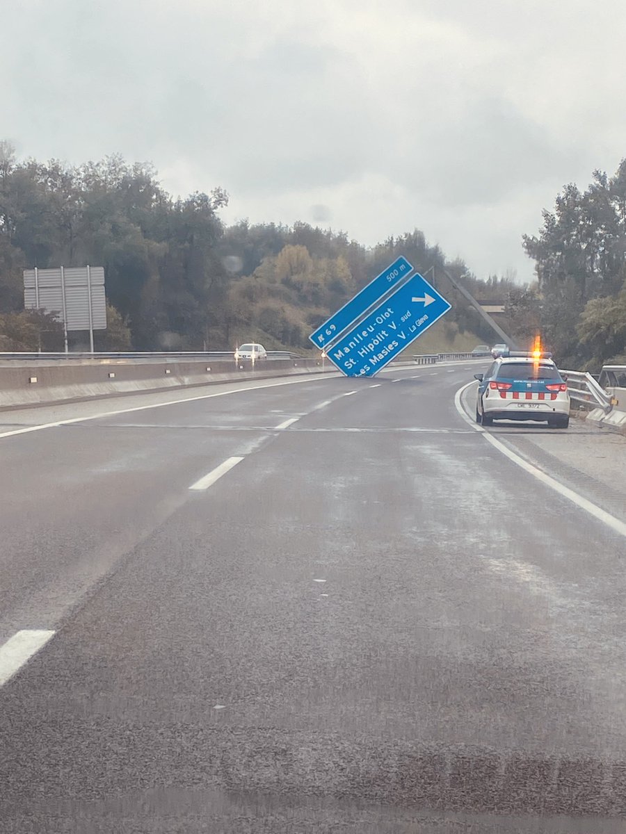 C-17 direcció Vic ara mateix.
<a href="/antiradarcatala/">Anti-radar Catalunya</a>