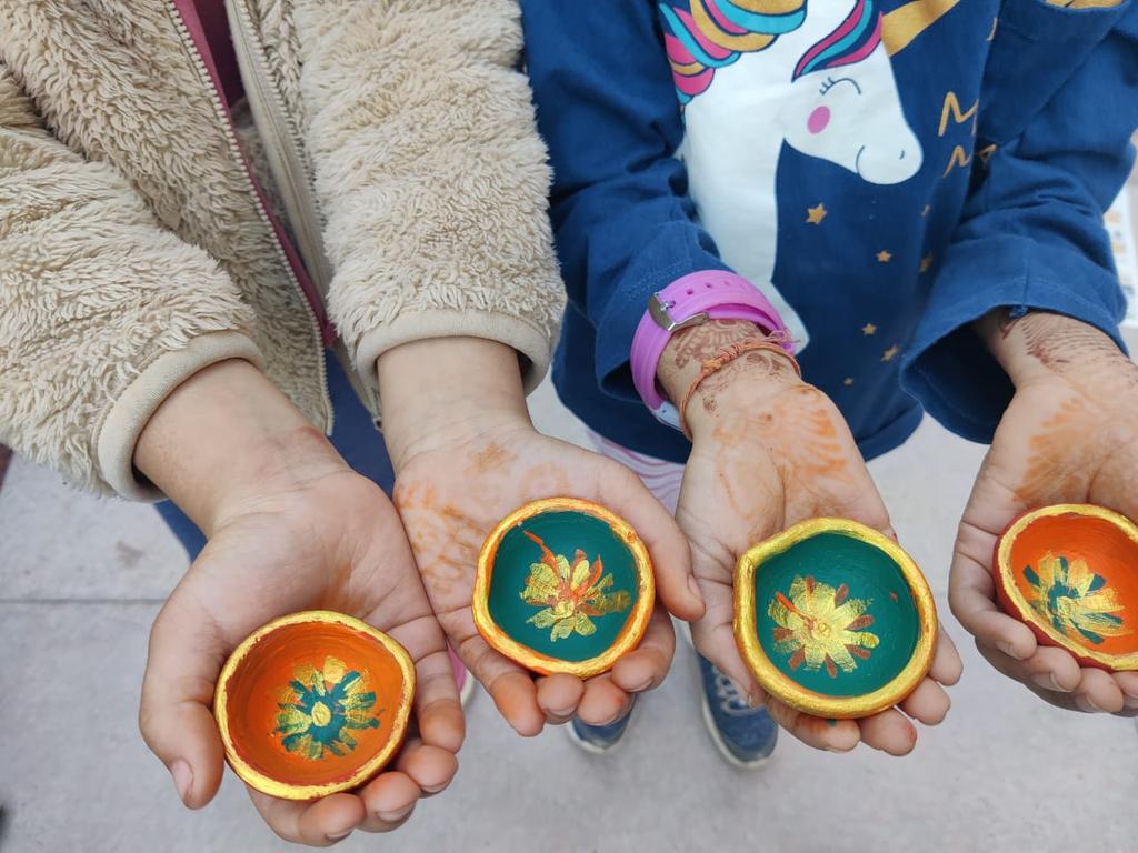 <a href="/TheNile_49/">The Nile_Gurgaon49</a> Diya painting and bag making activity for children today
<a href="/RWAsUnited_Ggn/">RWAs United</a> <a href="/DC_Gurugram/">DC Gurugram</a> <a href="/rakeshdaultabad/">MLA Rakesh Daultabad</a>