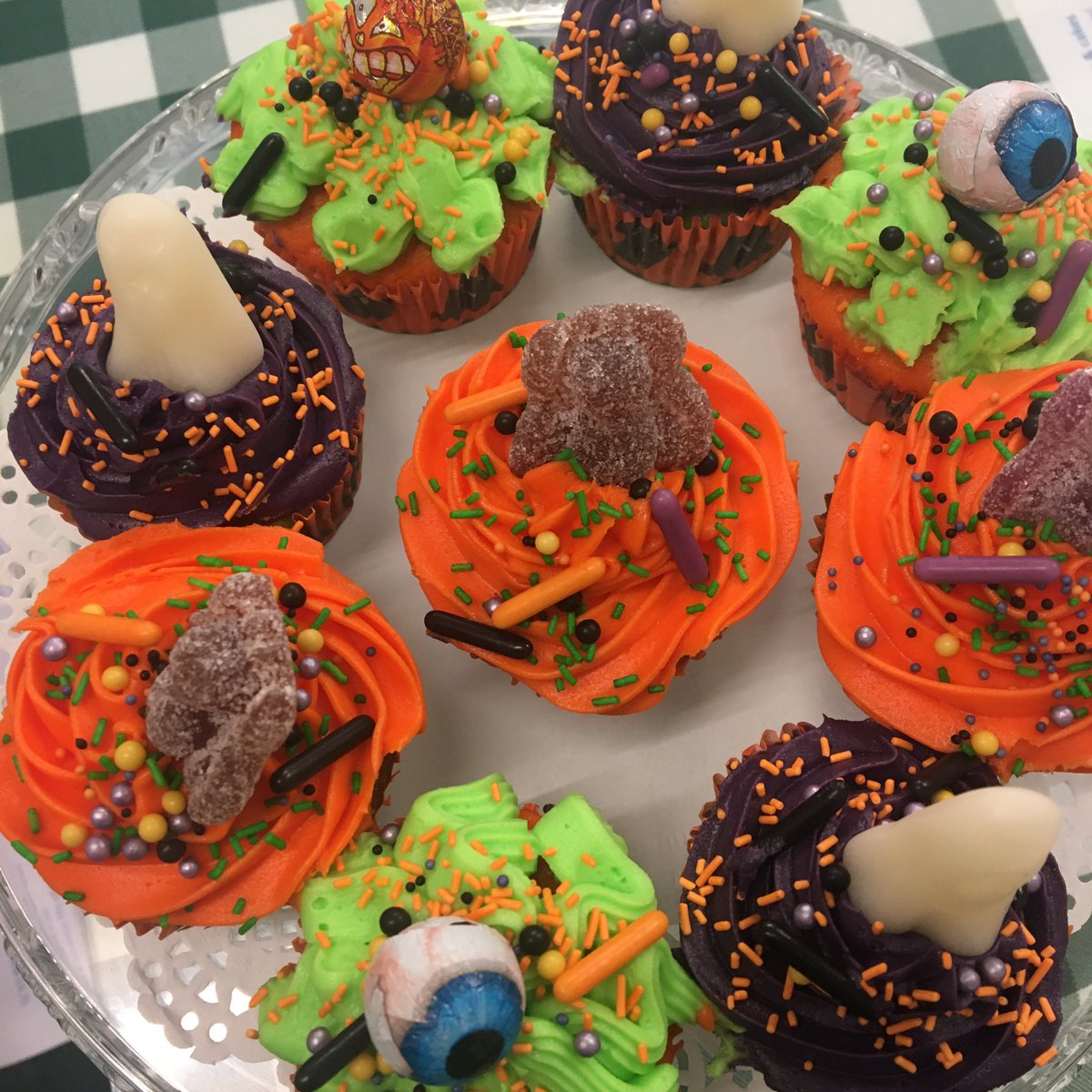 sidscaf's tweet photo. It’s the last weekend of the Holmfirth Haunted Halloween Trail. Just £1 for an entry sheet - available from Imagine Toy Shop, the Library, Andrew’s Greengrocers and The Chocolates Box. All proceeds go towards our two local
food banks. 

We’ve got spooky cupcakes too! https://t.co/nQShCCDK5I