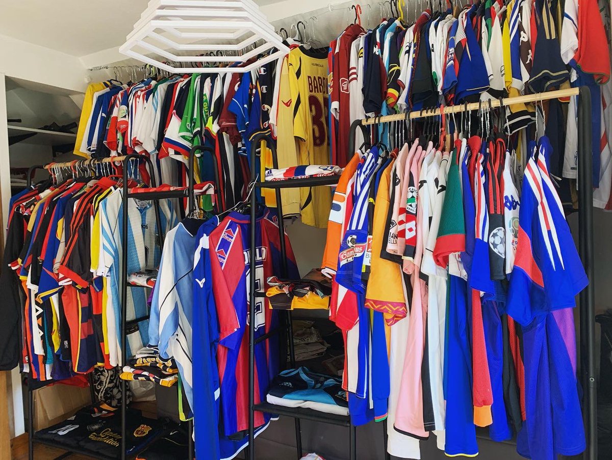 AntoineRosanero's tweet photo. CONCOURS ! 
Un maillot de la collection à gagner au hasard selon votre taille ☺️ 
Pour participer il suffit de RT et follow ce compte. Résultat lundi 01/11 à 21h avec la sortie du listing de Novembre 🤩📦👀🎊🍾 https://t.co/I4McNvDpnU