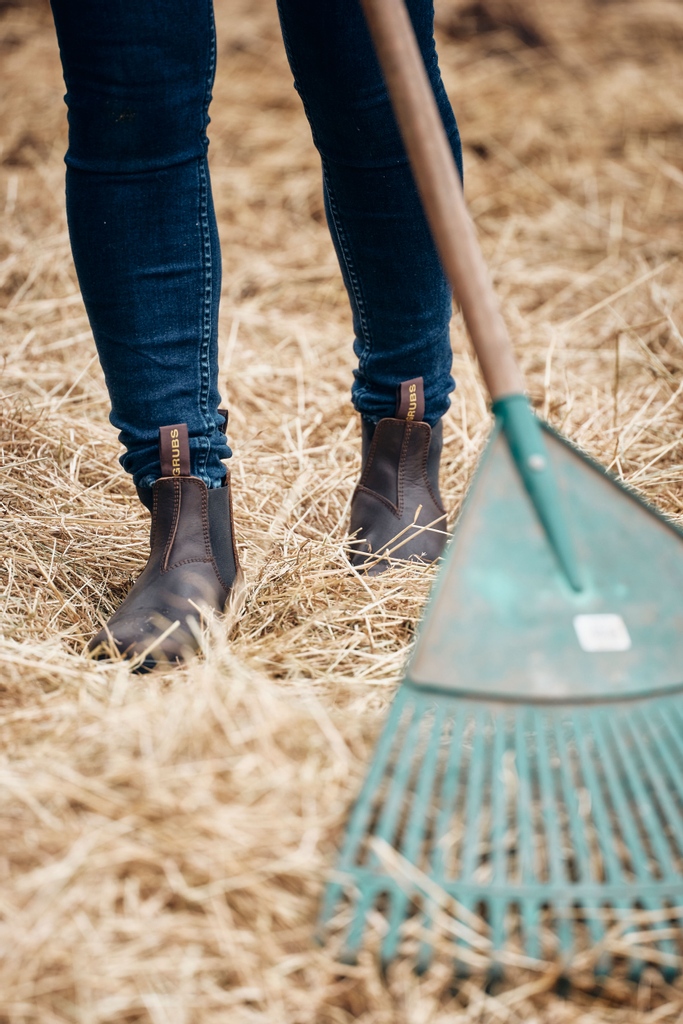 GrubsBoots's tweet photo. Are you holding out in those short work boots?
The HURRICANE™ Boot is the perfect synergy of a stylish work boot that provides comfort and grip.
#grubsboots #comfort #warmth #dealerboot #workboot #farmboot https://t.co/M1tmOmz2No