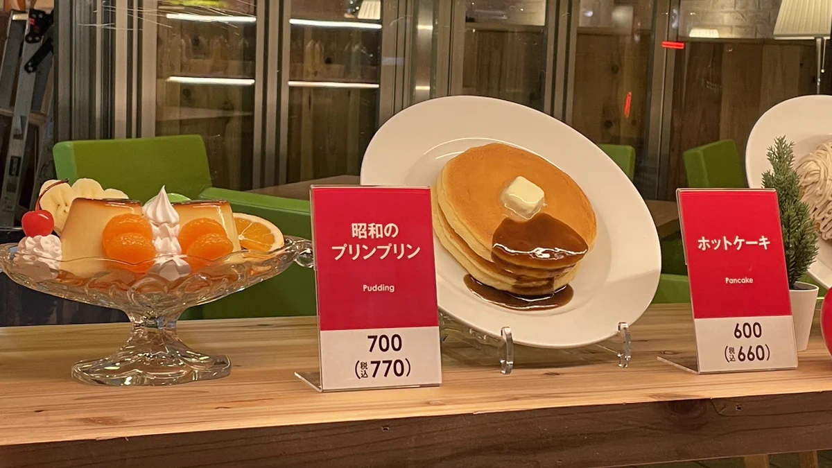 様々なクリームソーダや軽食が楽しめる！丸の内にレトロ喫茶 ピノキオがオープン！