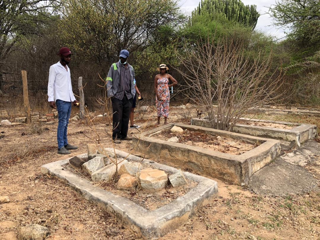 citezw's tweet image. Some of the mass graves at the Maphisa Heroes Acre where some Gukurahundi victims were buried. #Asakhe #AsakheFilmFestival #PowerOfMemory @Gukurahundizim