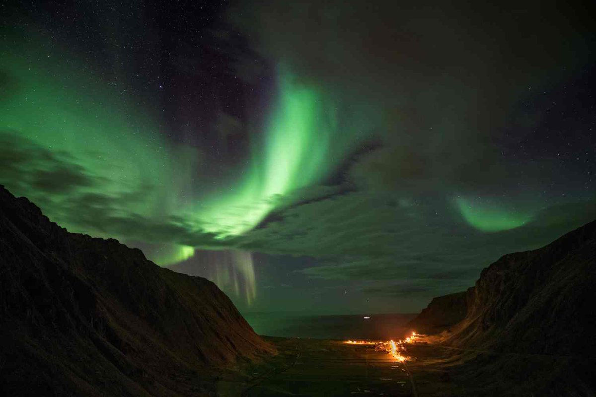 JavBokeh's tweet image. Colorado Is ‘Oh So Close’ To Seeing Northern Lights This Halloween Weekend - CBS Denver: * Colorado Is ‘Oh So Close’ To Seeing Northern Lights This Halloween Weekend  CBS Denver * Aurora borealis could be visible in wide swaths of continental US, Europe on Saturday because of…