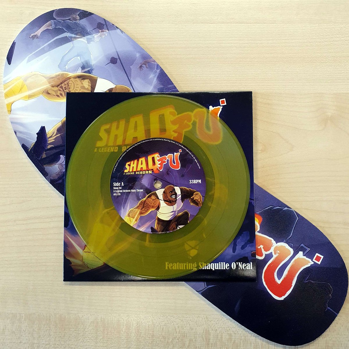 WiredP's tweet photo. Did you know we released a 7" single for #ShaqFu?
Maybe we should have made it a 13"...
...Just look at the size of that footprint.
You can grab #Shaqshitsingle from the #WiredStore.
https://t.co/bRGkhZDEoK https://t.co/3N1MPbwT2K