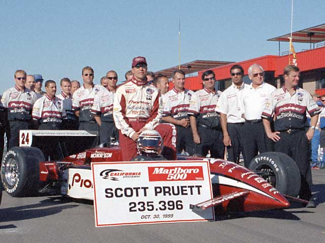 jackson2lincoln's tweet photo. ✅ Bom dia, #IndyFã!
🏆 Há exatos 22 anos, a @ToyotaRacing conquistava a sua 1ª pole-position na #CART com @scottpruett01!
🏁 O feito inédito aconteceu em Fontana, na Califórnia. Também, foi a única pole da equipe PPI Arciero-Wells Racing!
📲 #IndyDay #IndyCar #BlogNAIndy https://t.co/v17jmJZz3p