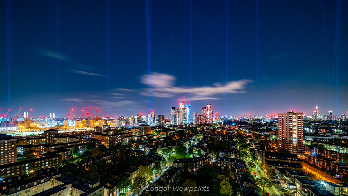 londonviewpts's tweet photo. You don’t see that everyday 🤩 #LineOfLight showing the path of Northern Line extension from Kennington through #NineElms to @BatterseaPwrStn https://t.co/BZktSfrt2j