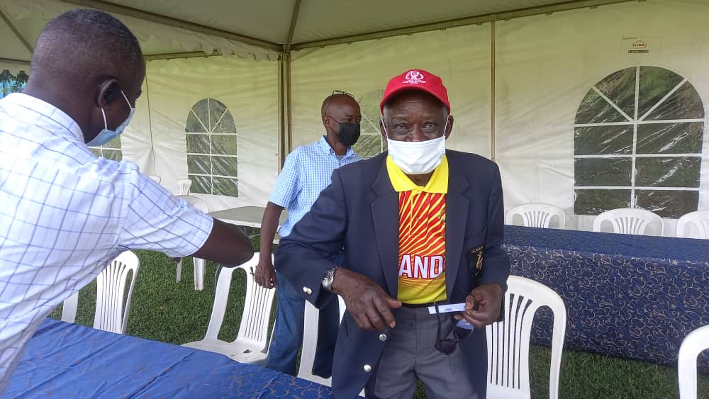 CricketUganda's tweet photo. Our guest today Mr Sam Sewagudde is accompanied by his family on a day we honour him for his dedication and selfless support for the game of cricket at its lowest.

We have been supported by Case Clinic, Coca-Cola and Tusker Malt Lager.  

#CricketUganda https://t.co/GeKF4YKdyp