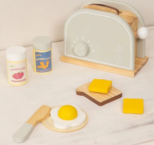 No es la primera vez que os hablamos de esta firma. Lo cierto es que están teniendo bastante éxito en el mundo de la decoración y sí, también en el mundo de la decoración infantil. Cuentan con todo tipo de productos, desde camas o armarios hasta juguetes. Hoy nos centramos