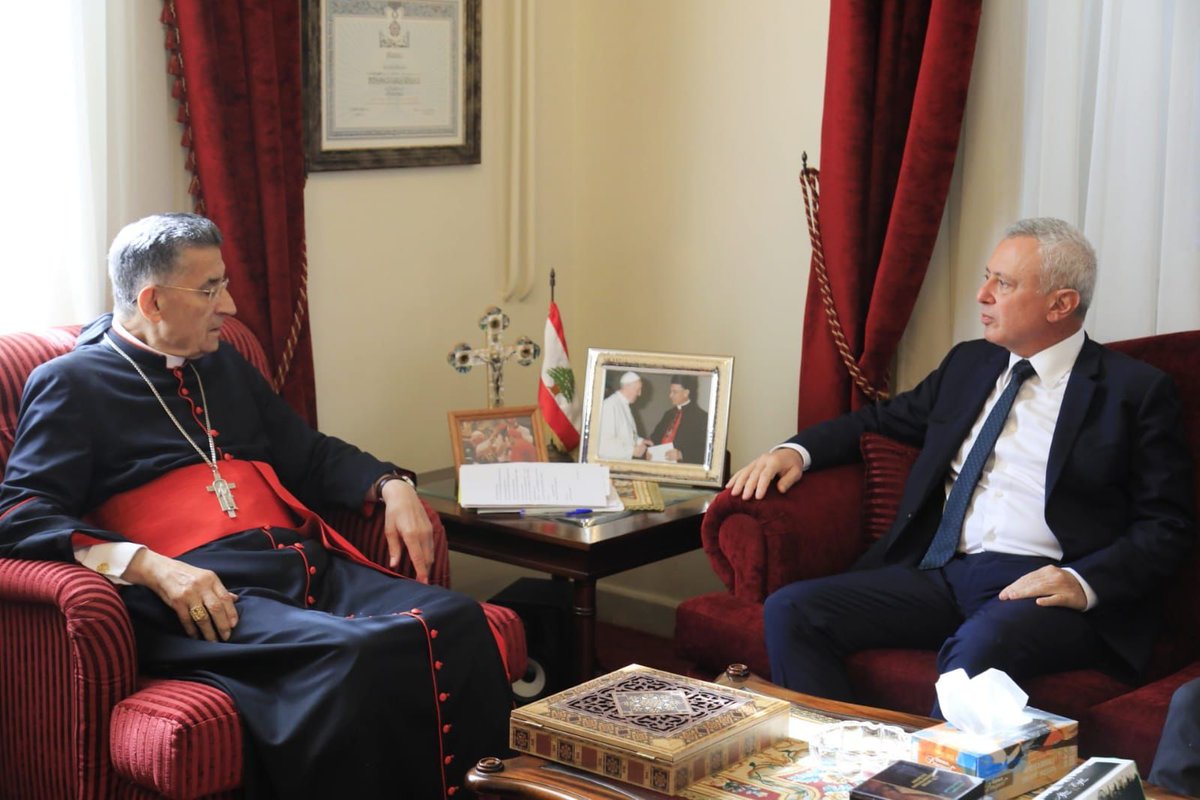 sleimanfrangieh's tweet photo. فرنجيه من بكركي: نحرص على علاقات جيدة مع الدول العربية واذا استقال قرداحي لن نسمي خلفاً له
https://t.co/YOyOAtighd https://t.co/YtCoH6Qarb