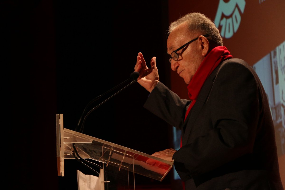 Xesús Alonso Montero, no acto do Centenario do PCG:

🎙️ "Os comunistas temos patria, pero non temos fronteiras".