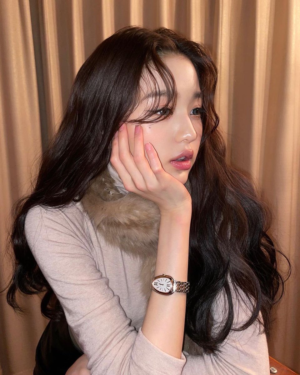 wonyoung pics tweet media