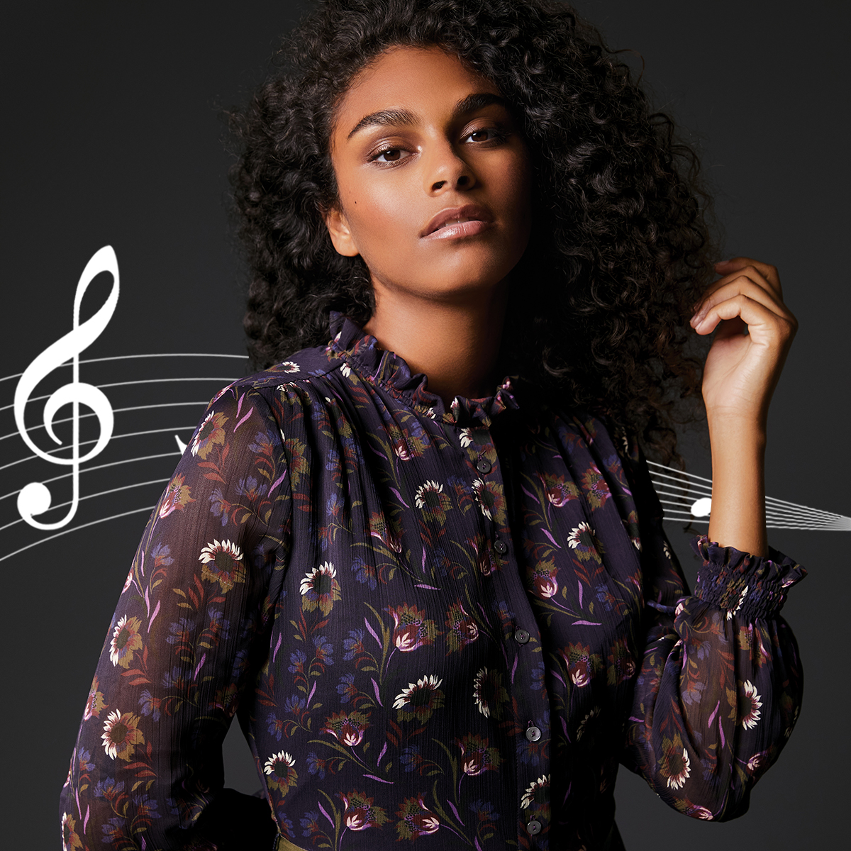 Le rose sono rosse, le viole sono blu... Prova la selezione di abiti a stampa floreale di Elena Mirò a tempo di musica! Scopri la nostra playlist Musica Mirò.

#elenamiro