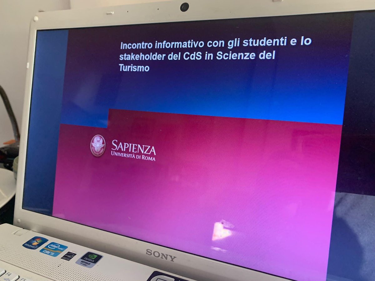 agta_guide's tweet photo. Ieri AGTA con @Isa_Ruggiero era tra gli stakeholder all’incontro per illustrare agli studenti del Corso di Scienze del Turismo della @SapienzaRoma i tirocini per il nuovo anno accademico. Felici di far avvicinare i giovani alla realtà lavorativa della nostra professione. https://t.co/0nxKL3l7qB