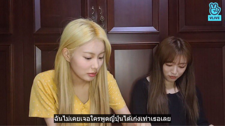 I27ss's tweet photo. ทุกวันนี้เห็นภาษาญี่ปุ่นทีไร กุคิดถึงที่เก้ามันชมนาโกะว่าเก่งภาษาญี่ปุ่นทุกทีเลย ขอบคุณที่ชม  แต่กุเป็นคนญี่ปุ่นค่ะ 555555555555555555 https://t.co/7Luf4sTI93