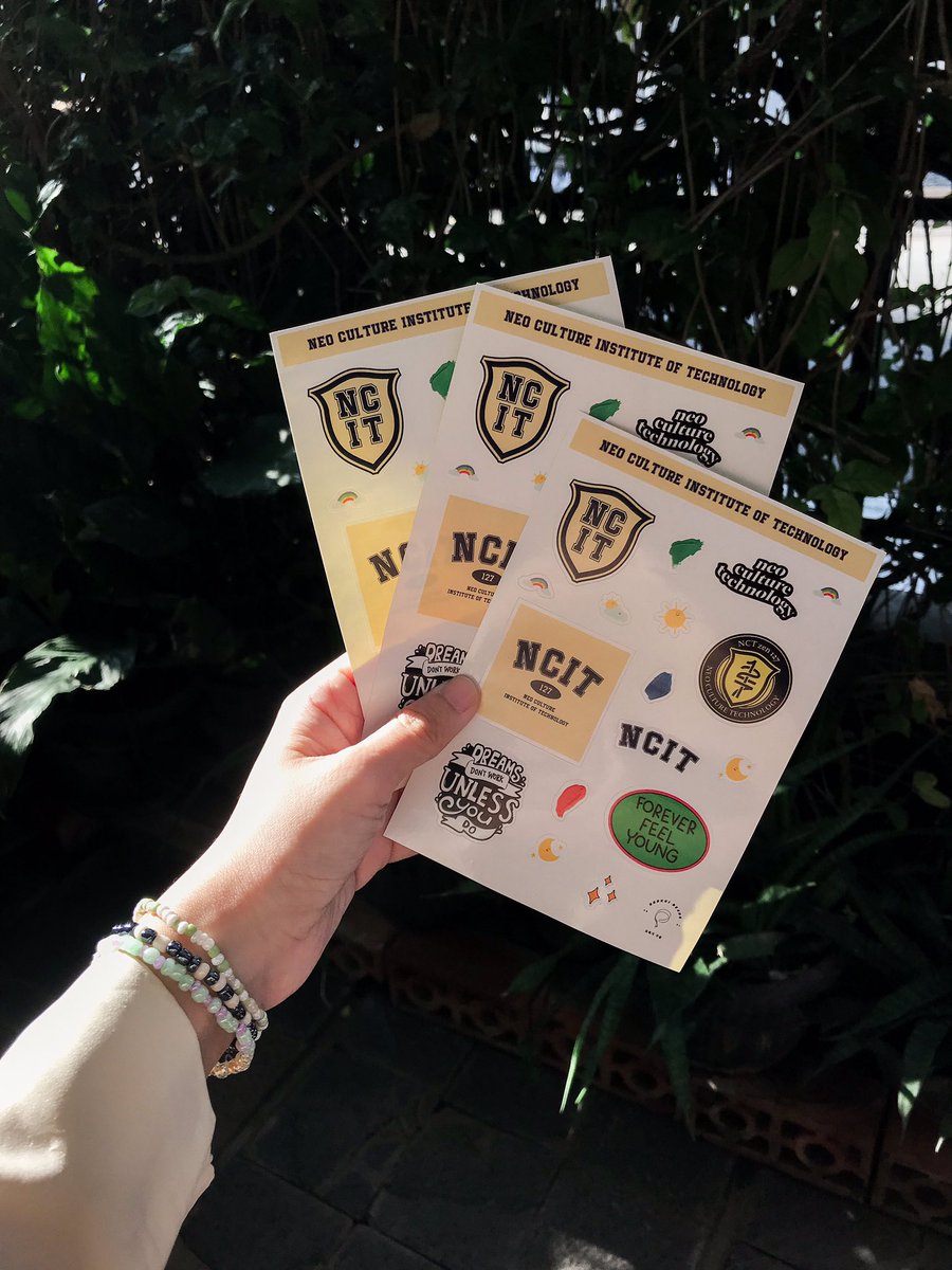 obokkiid's tweet photo. Hi chingu! Sekarang kamu bisa dapetin OBOKKI NCIT PACKAGE dengan harga special nih~ Order sekarang yuuuk!

𝐇𝐀𝐑𝐆𝐀 𝐍𝐎𝐑𝐌𝐀𝐋: 𝐈𝐃𝐑 𝟔𝟓.𝟎𝟎𝟎,-
𝐃𝐈𝐒𝐊𝐎𝐍: 𝐈𝐃𝐑 𝟒𝟓.𝟓𝟎𝟎,-

⚠️ 𝐋𝐈𝐌𝐈𝐓𝐄𝐃 𝐒𝐓𝐎𝐂𝐊 &amp; 𝐅𝐑𝐄𝐄 𝐎𝐍𝐆𝐊𝐈𝐑 ⚠️

#nct127 #nctzen #nctfankit #ncit https://t.co/w8Fof5FD4Z