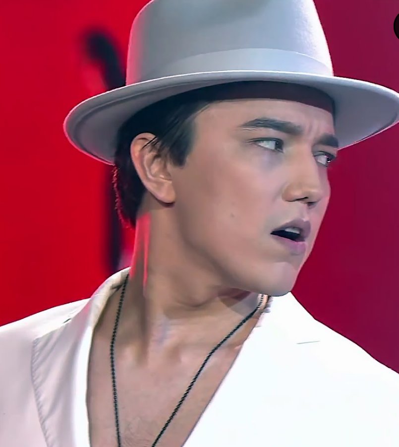 Diga- me 
Você vai voar comigo? "Fly Away".
Sim, eu voo com você Dimash.❤️❤️🇧🇷
#DimashQudaibergеn 
#FlyAway
<a href="/dimash_official/">Dimash Qudaibergen</a>