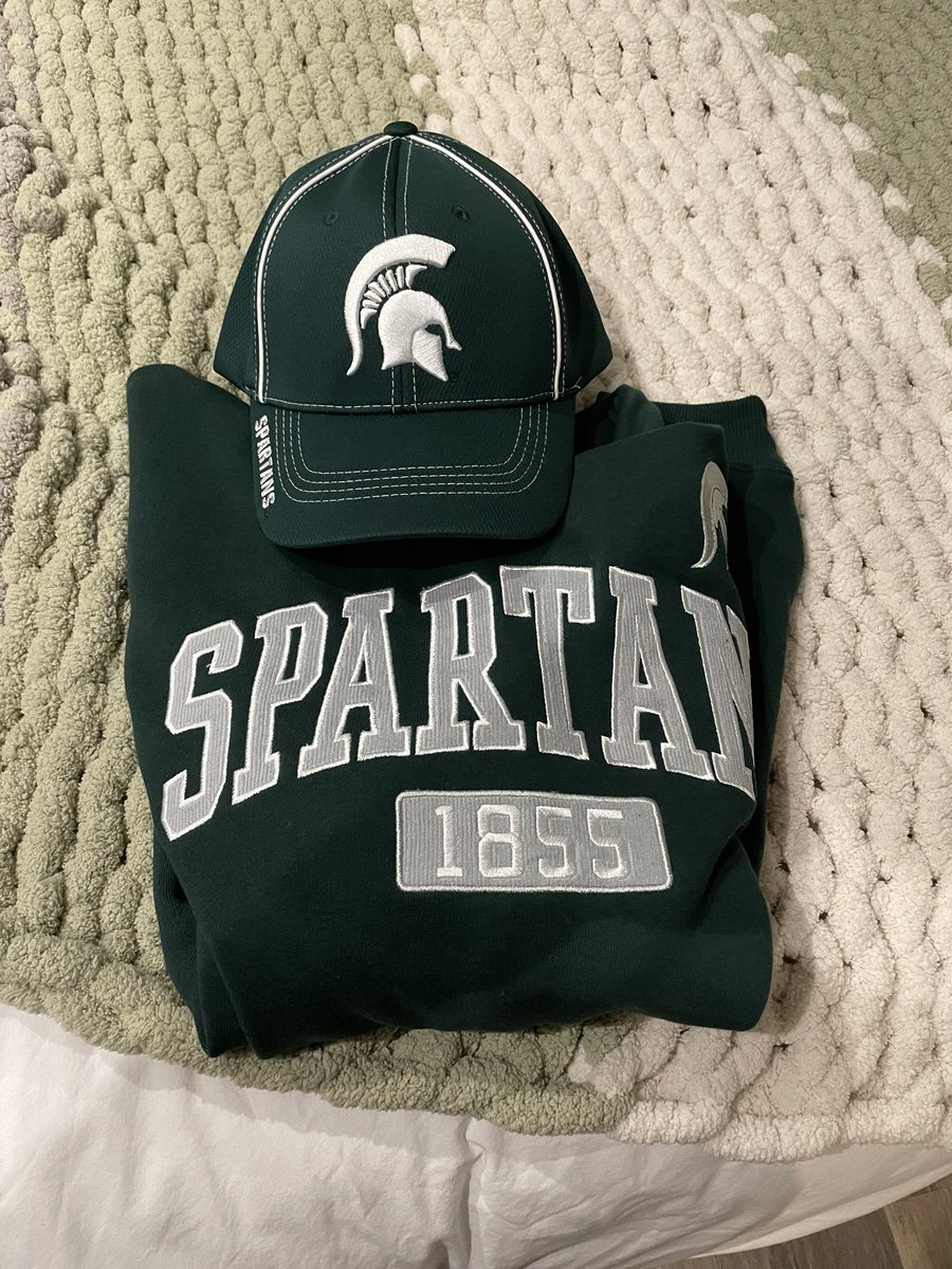 BumboolasBets's tweet photo. “Unbiased” score prediction from BEAST Lansing:

MSU 42 - 6 UM

#GoGreen @OdellBretthamJr https://t.co/R8DyAO30Dm