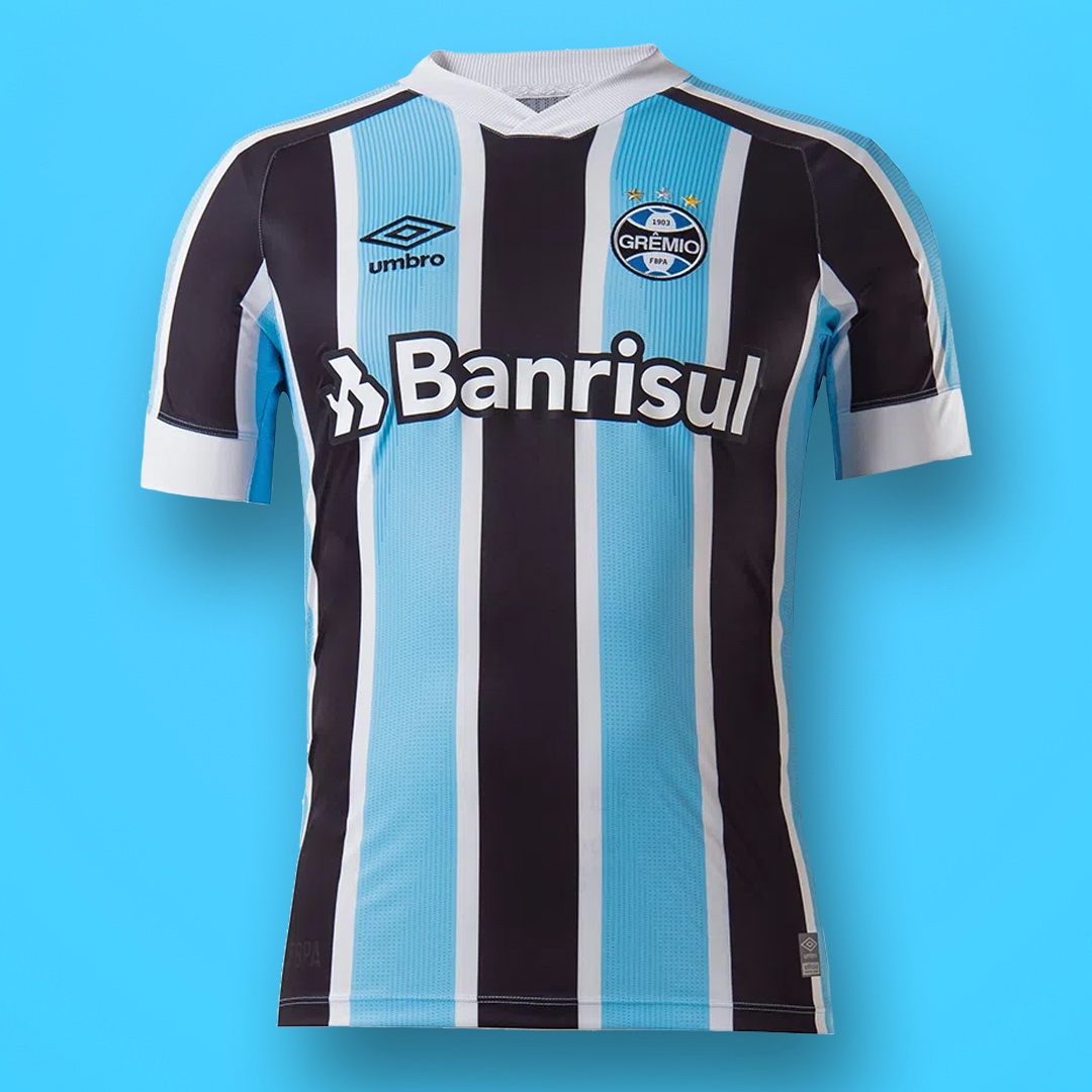umbro's tweet photo. #CupofKits - Round of 16:

@AlAhly (Home)🇪🇬
🆚
@Gremio (Home)🇧🇷

Check out the kits and vote for your favourite using the poll below⬇️. https://t.co/IMFNvlKEiY