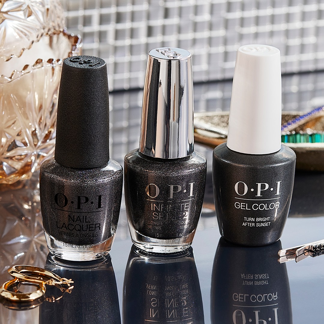 Pamprr_U's tweet image. Putting a spell on you with this shimmery black hue! 🧙‍♀️ #TurnBrightAfterSunset and celebrate Halloween with a black mani. 
#ColorIsTheAnswer #OPICelebration #BlackNails #BlackMani #PartyNails #HolidayNails #FestiveNails #OPIObsessed