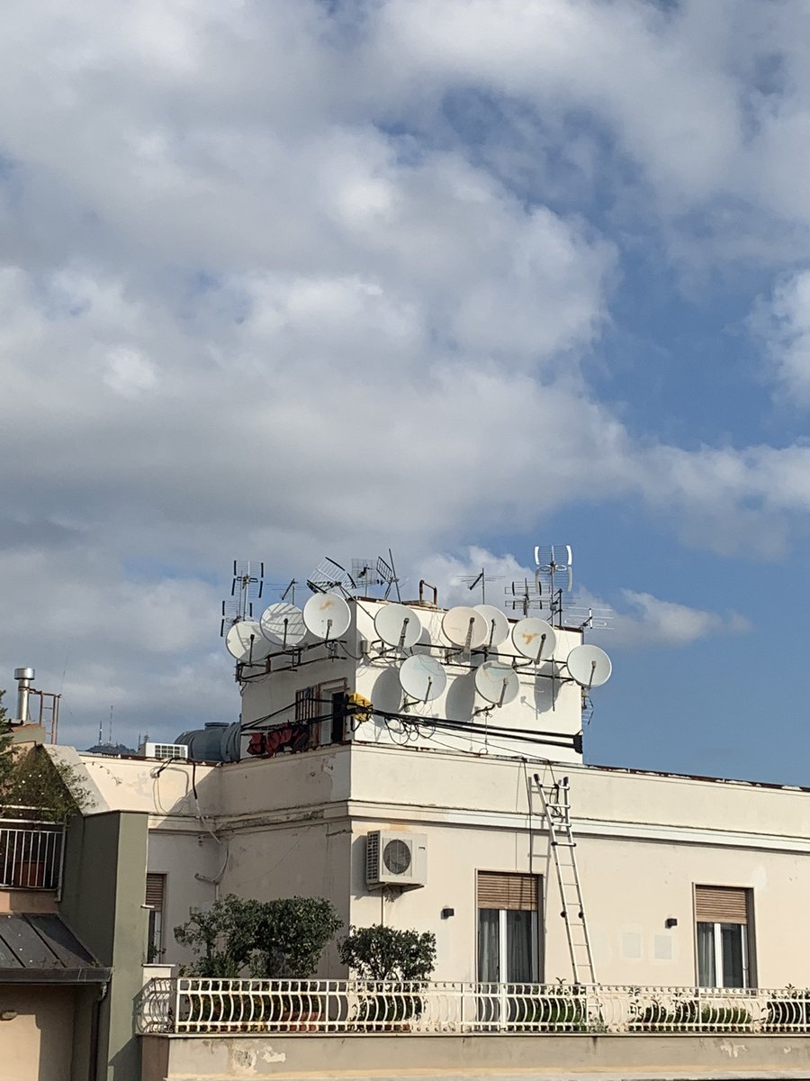 sereri78's tweet photo. #antenne https://t.co/cW7aSbb0HH