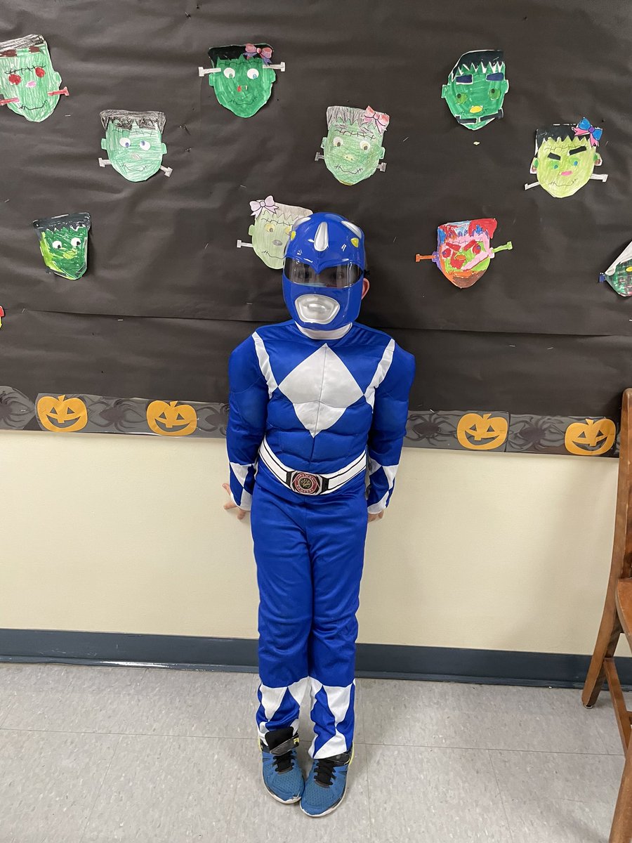 mquick56's tweet photo. Happy Halloween 👻 🎃 #2ndgrade #4teamvalley https://t.co/Tw7GhwDazj