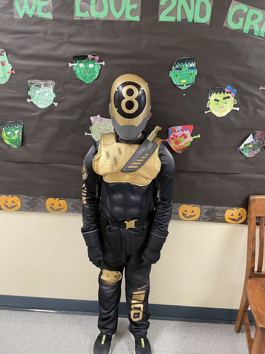 mquick56's tweet photo. Happy Halloween 👻 🎃 #2ndgrade #4teamvalley https://t.co/Tw7GhwDazj