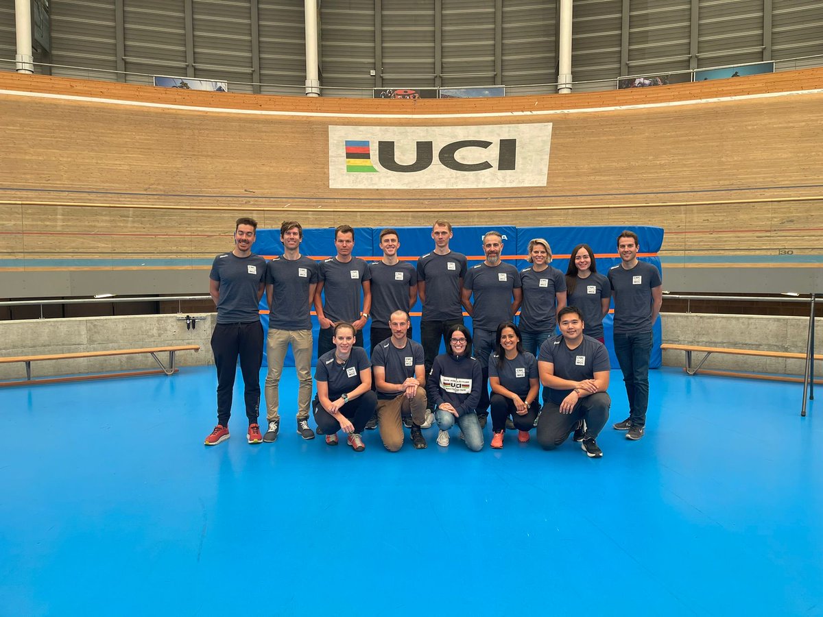 ana_vig's tweet photo. #coacheslevel3 🇨🇭🚴‍♂️🚴‍♀️
😍🔝
⁦@UCI_cycling⁩
⁦@WCC_cycling⁩ https://t.co/8T5VyZ67GF