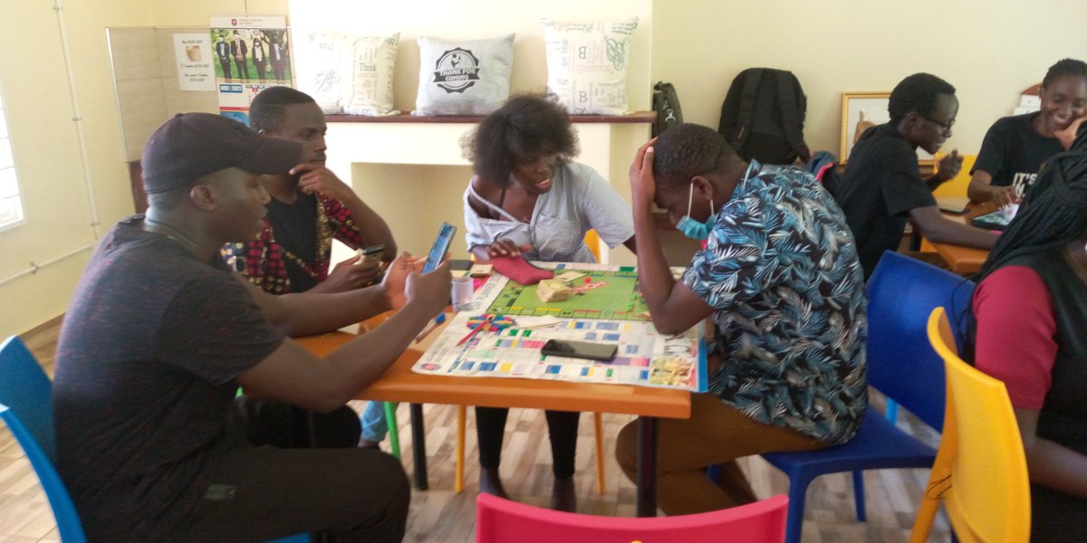 UCU_Honours's tweet photo. With the games on the table, may the best man win!

Social interaction among the college scholars.

#MeetandGreetSession
#honourscollegeucu https://t.co/6c5a4B6Bmi
