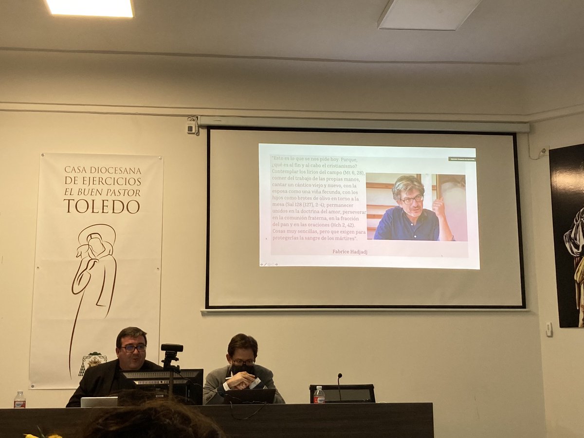D. Carlos Loriente “que seamos capaces de luchar por llevar la luz del Evangelio, tenemos que hacerlo como Iglesia, viviendo nuestra vocación laical” Gracias por esta conferencia formativa <a href="/architoledo/">Archidiócesis de Toledo</a> <a href="/laicos_ensalida/">Comisión de Laicos, Familia y Vida</a>