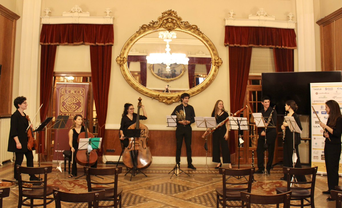 barhofensemble's tweet photo. Fotos d’ahir al Círcol de Reus!
@AConcertsReus @reusdigitalcat #associacioconcertsreus @ReusCultura @ReusPromocio @ElCircolReus https://t.co/rWng9LS0OZ
