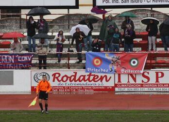 Eres el Extremadura, serás eterno. <a href="/EXT_UD/">Extremadura UD</a> @fedext_ud <a href="/pastrana_victor/">Víctor Pastrana</a> <a href="/saulgr22/">Saul Gonzalez</a> <a href="/lolo_gonzalez22/">Lolo González</a> <a href="/francruz8/">Fran Cruz</a> <a href="/MesaVisiga/">Rubén Mesa</a> #losdesiempredondesiempre #diadederbi