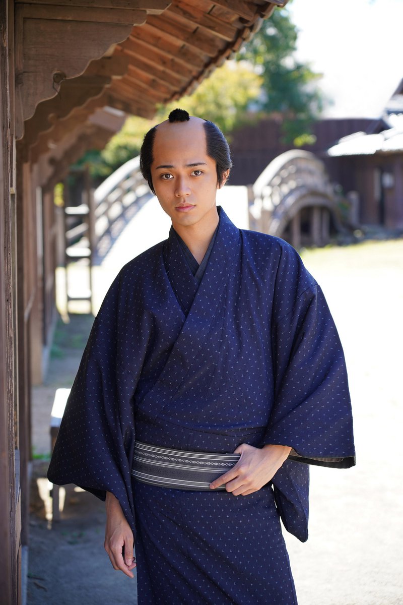 WORLDMUSICAWARD's tweet photo. #kingandprince's #RenNagase stars in new historical Japanese miniseries #Wagemon, out Jan 2022! Set in the years leading up to the arrival of #CommodorePerry's Black Ships, Nagase is a translator as the #Shogunate deals with the arrival of the English!❤️@kingandprince_j @johnnys https://t.co/qbYjpQNEEu